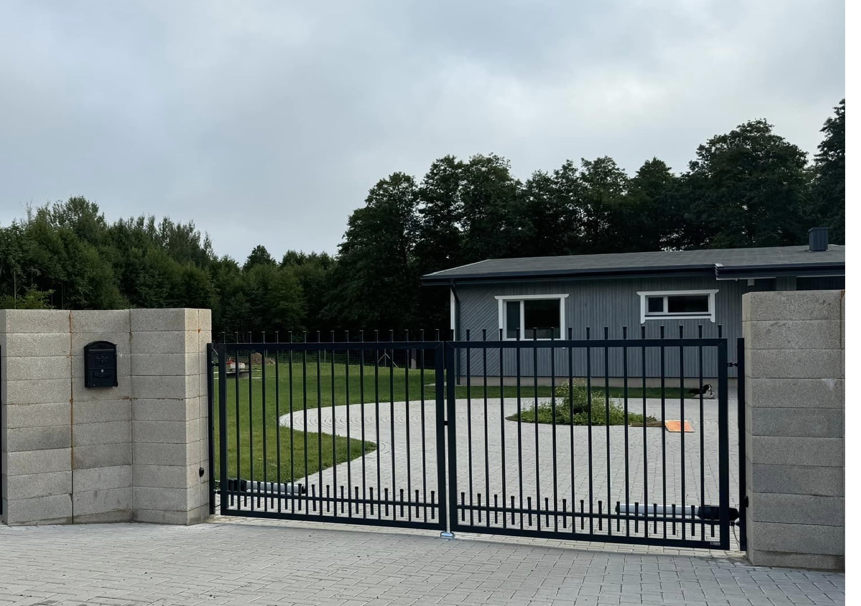 Atveriami vartai 1