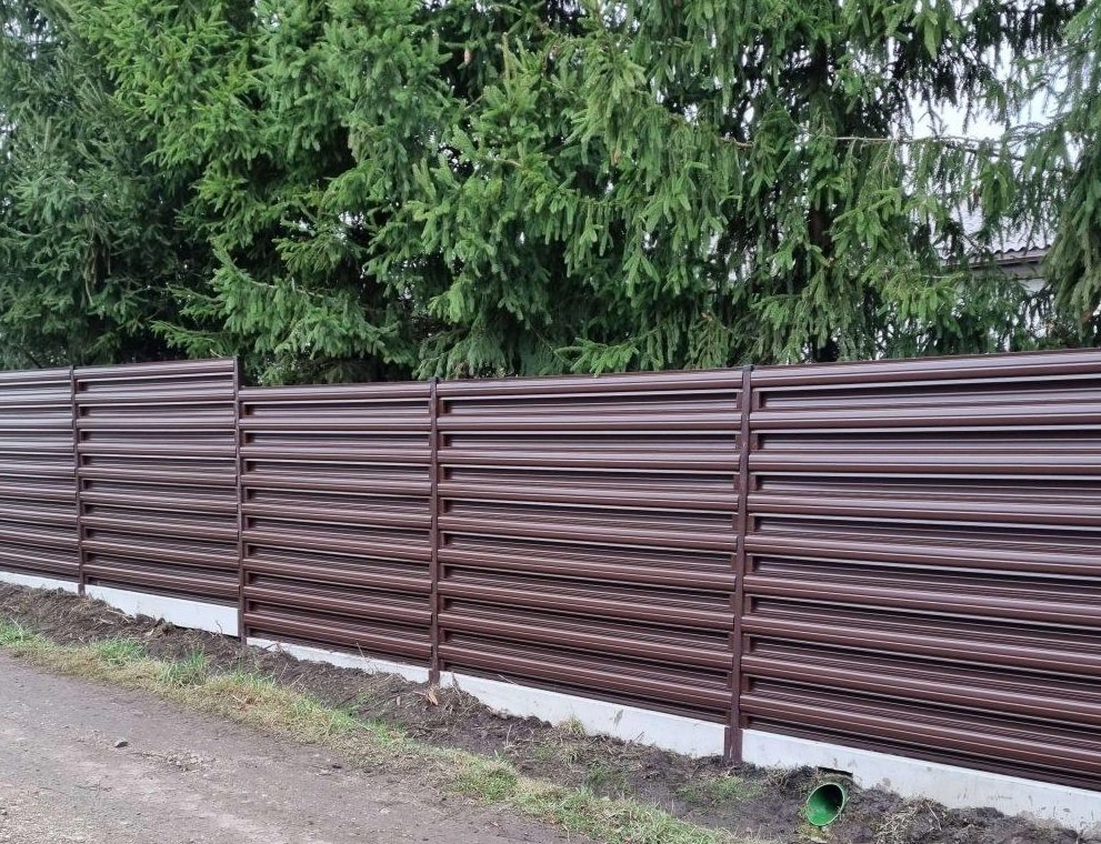 Tvoralenčių tvora nuotrauka